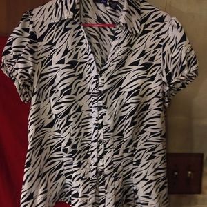 Ladies sz. Xl blouse,, zebra style